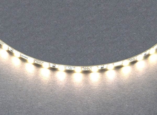 Taśma LED o szerkości 4 mm z modułami 3 cm